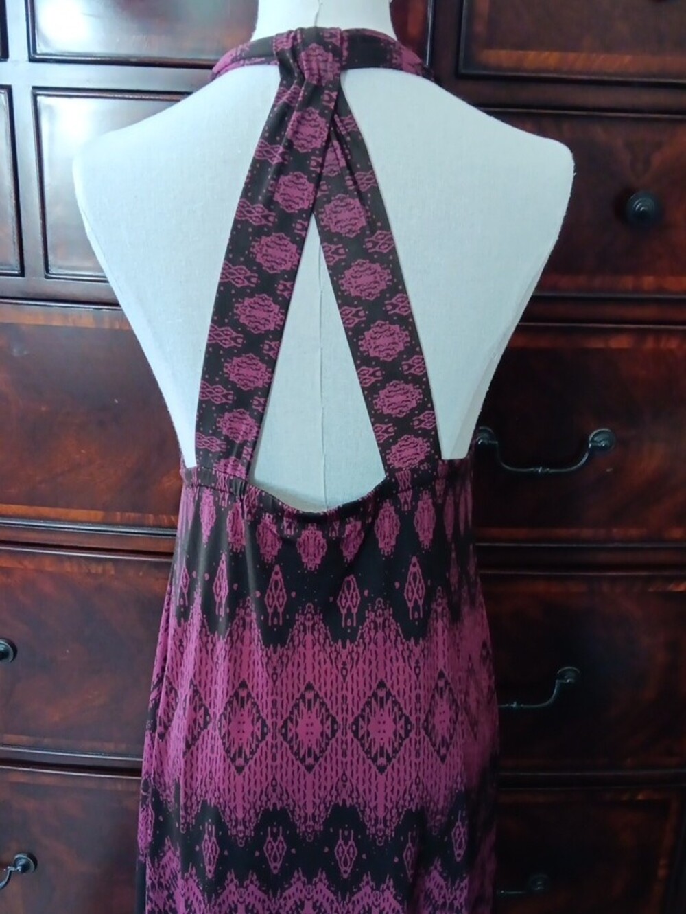 Charlotte Russe Berry and Black Halter Ikat Dress - Picture 3 of 7